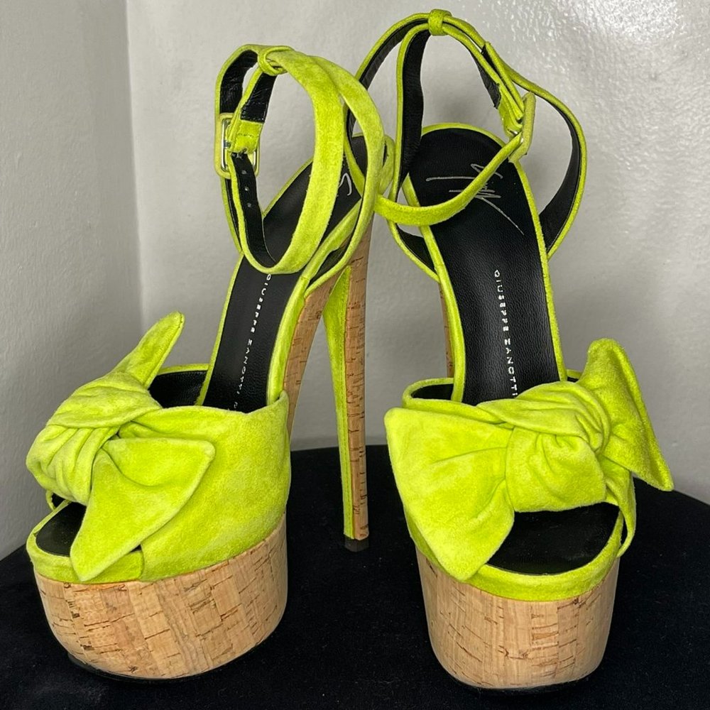 Giuseppe Zanotti Green Pumps Hihg Heels 7 Size